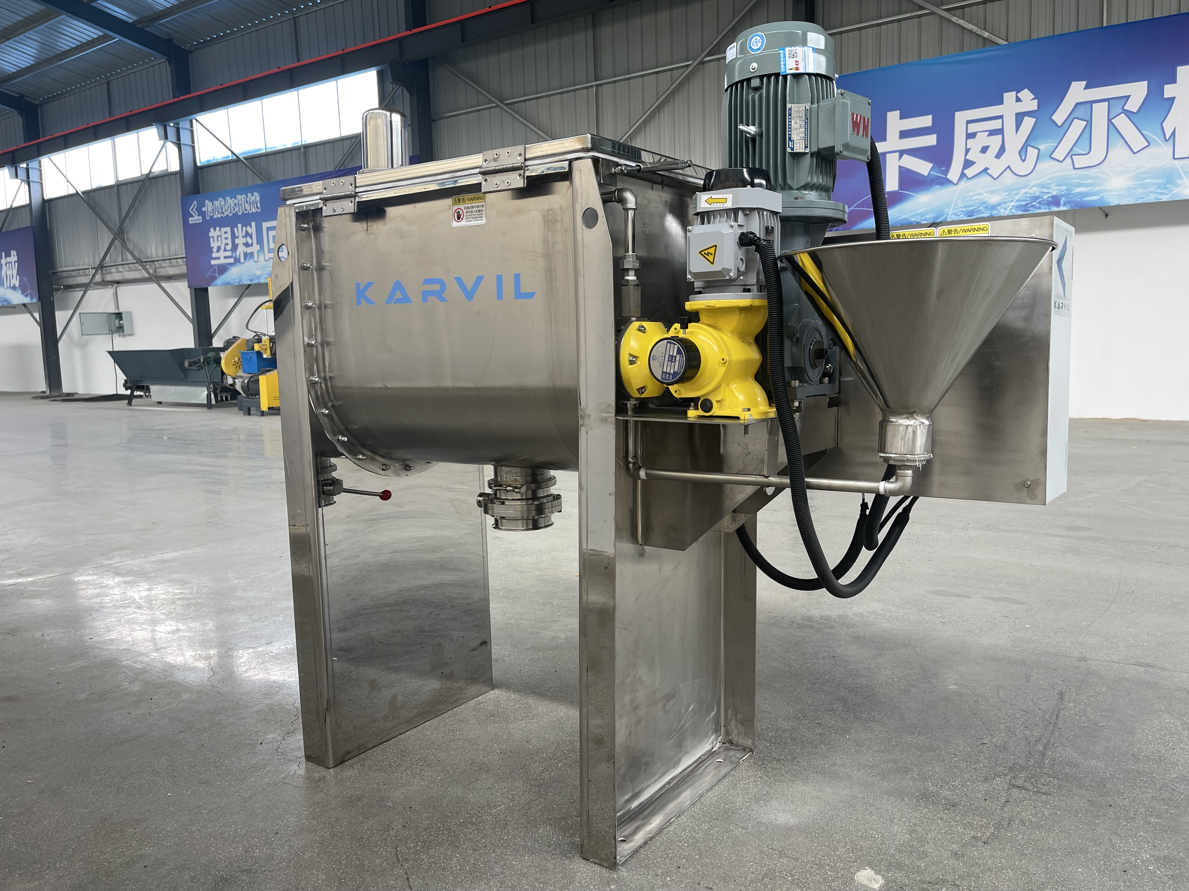Misturador de fita de aço inoxidável: um mergulho profundo nas últimas ofertas de Karvil Machinery